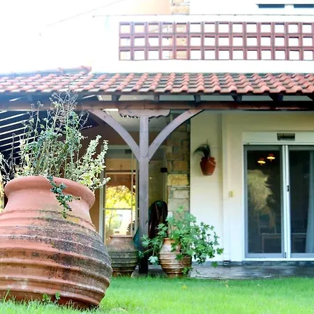 Villa Lagonisi
