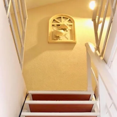 Lagonisi Villa *